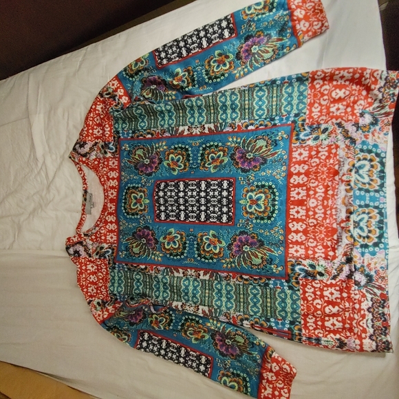 Multicoloured Horizontal Bands - Picture 6 of 7